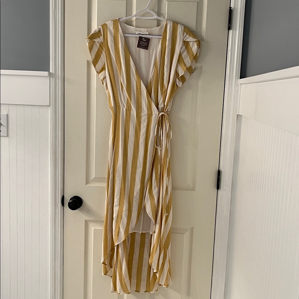 Women’s Hi-lo Wrap Dress